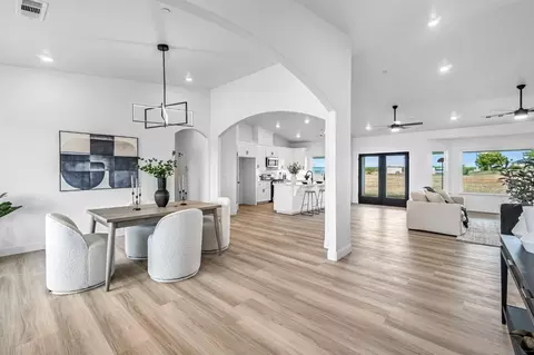 Dining - 21035 Forest Glen Rd, Madera, CA 93638 photo 1 of 3