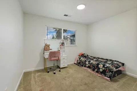 Bedroom - 1208 Guiseppe Ln, Modesto, CA 95355 photo 1 of 7