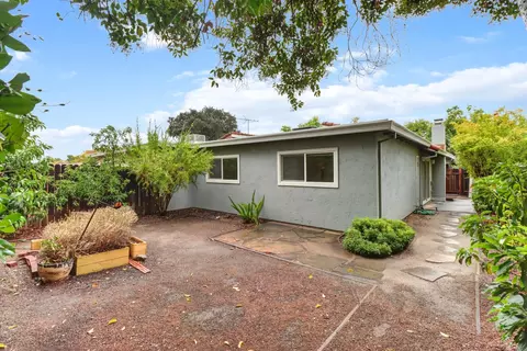 Exterior - 2317 E 8th St, Davis, CA 95618 photo 7 of 13