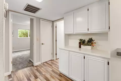 Entry Way - 2317 E 8th St, Davis, CA 95618 photo 2 of 2