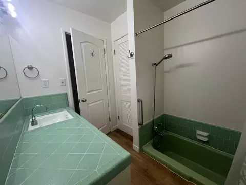 Bath - 15735 Redondo Dr, Tracy, CA 95304 photo 2 of 5