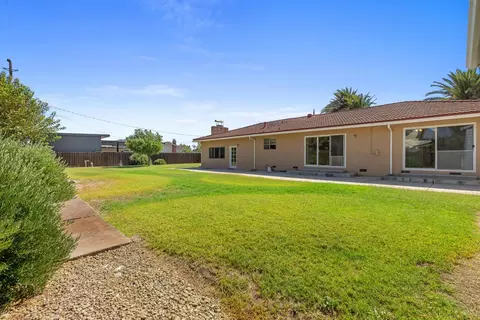 Exterior - 15735 Redondo Dr, Tracy, CA 95304 photo 8 of 12
