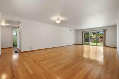 Living - 15735 Redondo Dr, Tracy, CA 95304 photo 9 of 11