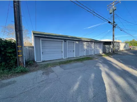 Exterior - 512 12th St, Modesto, CA 95354 photo 12 of 14