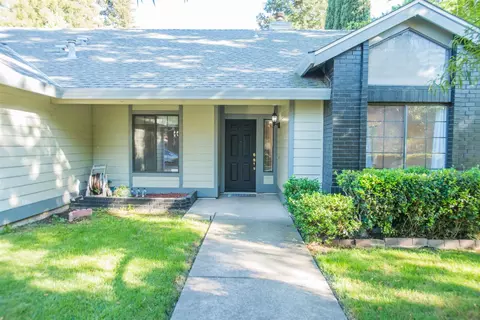 7761 Roberts River Way, Sacramento, CA 95831