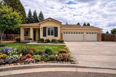 Exterior - 3516 Windsong Ct, Merced, CA 95340 photo 3 of 16