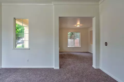 Living - 3516 Windsong Ct, Merced, CA 95340 photo 3 of 15
