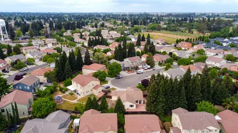 View/Area - 3516 Windsong Ct, Merced, CA 95340 photo 5 of 8