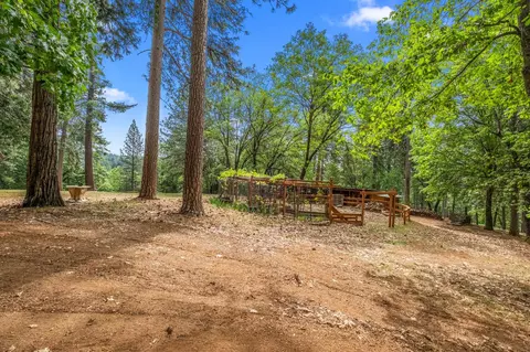 Exterior - 4061 Pacific Crest Ct, Placerville, CA 95667 photo 21 of 46