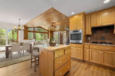 Kitchen - 4061 Pacific Crest Ct, Placerville, CA 95667 photo 6 of 8