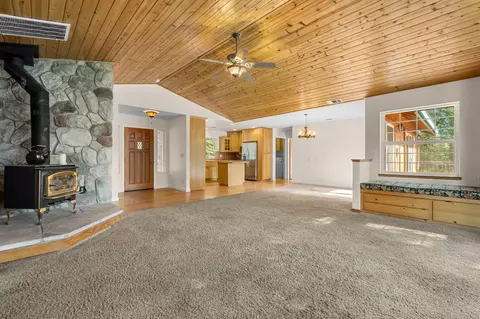 Living - 4061 Pacific Crest Ct, Placerville, CA 95667 photo 8 of 12