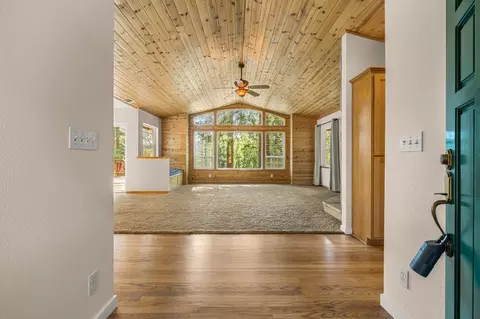 Entry Way - 4061 Pacific Crest Ct, Placerville, CA 95667 photo 2 of 3