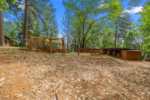 Exterior - 4061 Pacific Crest Ct, Placerville, CA 95667 photo 20 of 46