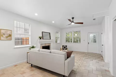 Living - 225 Creekside Way, Winters, CA 95694 photo 1 of 7