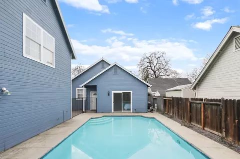 Exterior - 225 Creekside Way, Winters, CA 95694 photo 6 of 15