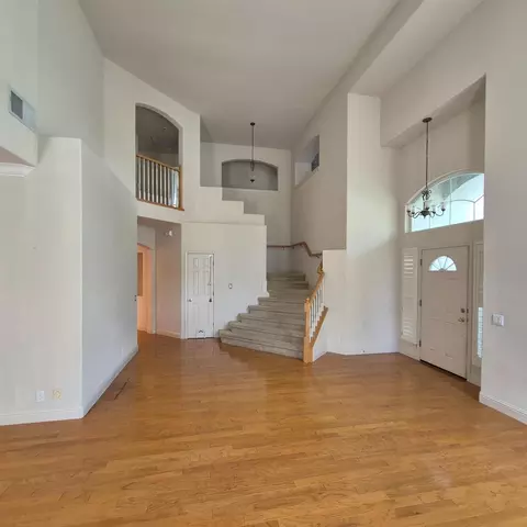 Living - 2604 Javan Ln, Carmichael, CA 95608 photo 2 of 6
