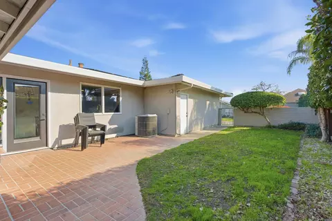 Exterior - 16227 Spring Creek Dr, Ripon, CA 95366 photo 10 of 11