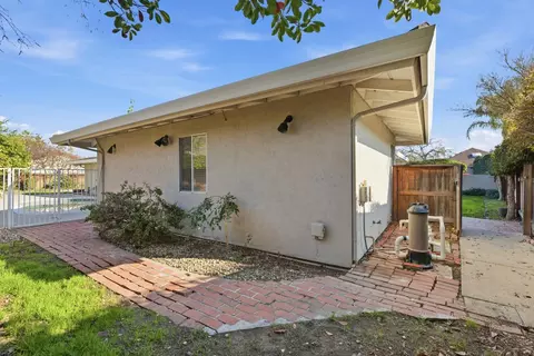 Exterior - 16227 Spring Creek Dr, Ripon, CA 95366 photo 9 of 11