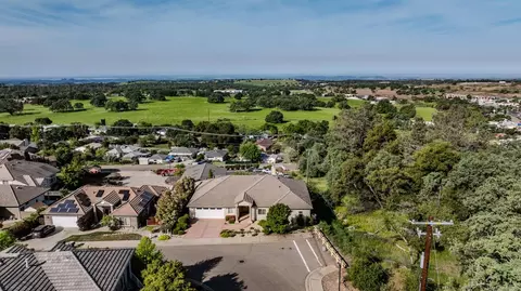 View/Area - 10569 Ridgecrest Dr, Jackson, CA 95642 photo 5 of 11
