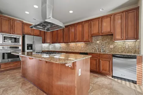 Kitchen - 10569 Ridgecrest Dr, Jackson, CA 95642 photo 4 of 6