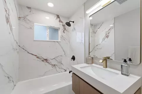 Bath - 6237 Claus, Riverbank, CA 95367 photo 2 of 4