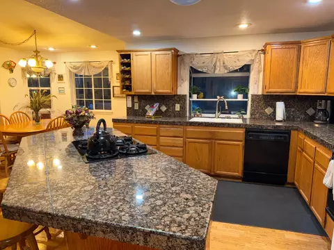 Kitchen - 645 Rigby Ln, Applegate, CA 95703 photo 2 of 4