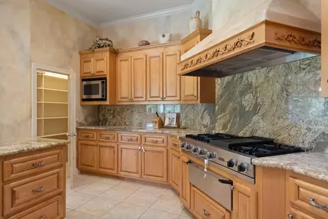 Kitchen - 24521 N Mcintire Rd, Clements, CA 95227 photo 1 of 5