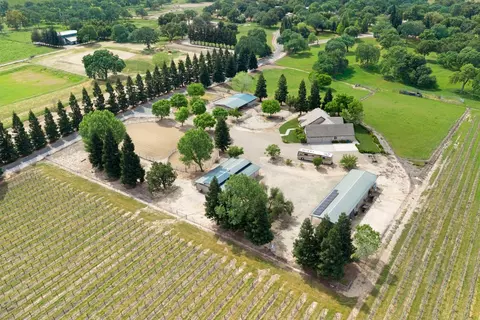 View/Area - 24521 N Mcintire Rd, Clements, CA 95227 photo 4 of 9