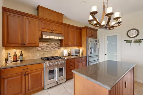 Kitchen - 24521 N Mcintire Rd, Clements, CA 95227 photo 4 of 5