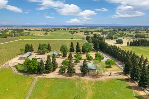 View/Area - 24521 N Mcintire Rd, Clements, CA 95227 photo 5 of 9