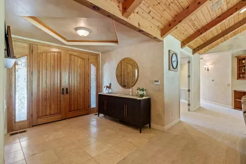 Entry Way - 24521 N Mcintire Rd, Clements, CA 95227 photo 2 of 7