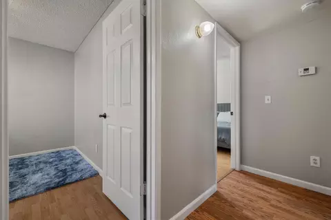 Entry Way - 2012 Ridgecrest Dr, Modesto, CA 95351 photo 6 of 6