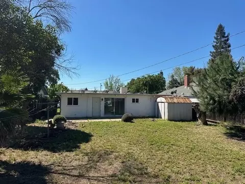 Exterior - 1725 E 22nd St, Merced, CA 95340 photo 3 of 4