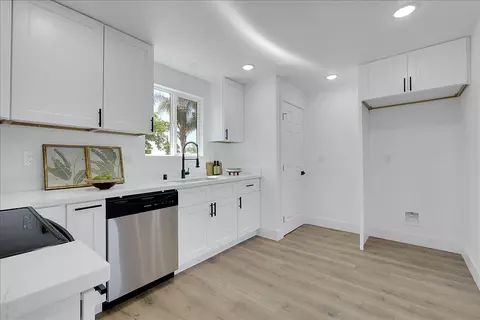 Kitchen - 4859 Arboga Rd, Olivehurst, CA 95961 photo 1 of 2