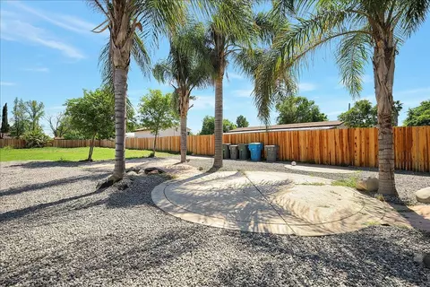Exterior - 4859 Arboga Rd, Olivehurst, CA 95961 photo 10 of 17