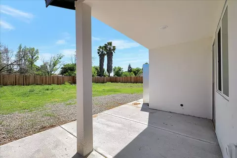 Exterior - 4859 Arboga Rd, Olivehurst, CA 95961 photo 16 of 17