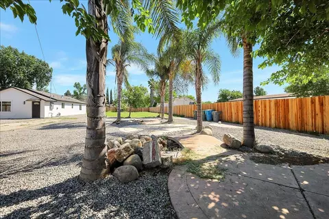 Exterior - 4859 Arboga Rd, Olivehurst, CA 95961 photo 7 of 17