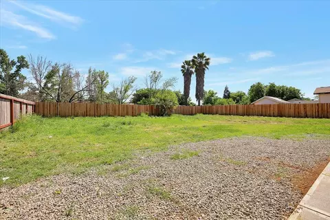 Exterior - 4859 Arboga Rd, Olivehurst, CA 95961 photo 17 of 17