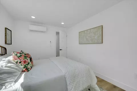 Bedroom - 4859 Arboga Rd, Olivehurst, CA 95961 photo 2 of 4