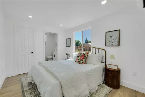 Bedroom - 4859 Arboga Rd, Olivehurst, CA 95961 photo 1 of 4