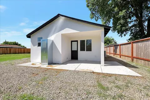 Exterior - 4859 Arboga Rd, Olivehurst, CA 95961 photo 15 of 17