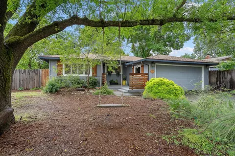 Exterior - 2222 Loyola Dr, Davis, CA 95618 photo 4 of 13