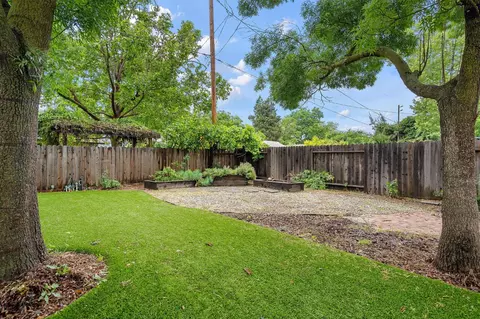Exterior - 2222 Loyola Dr, Davis, CA 95618 photo 10 of 13