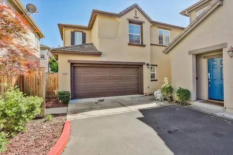 9068 Cortina Cir, Roseville, CA 95678