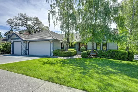 11080 Rosemary Dr, Auburn, CA 95603