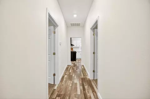 Entry Way - 400 Pacific, Lodi, CA 95242 photo 1 of 3