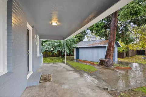 Exterior - 400 Pacific, Lodi, CA 95242 photo 2 of 10