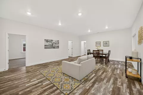 Living - 400 Pacific, Lodi, CA 95242 photo 4 of 7