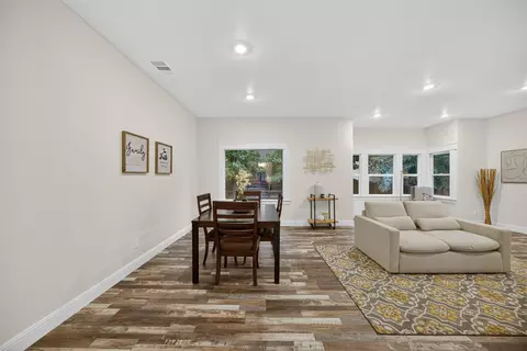 Living - 400 Pacific, Lodi, CA 95242 photo 6 of 7