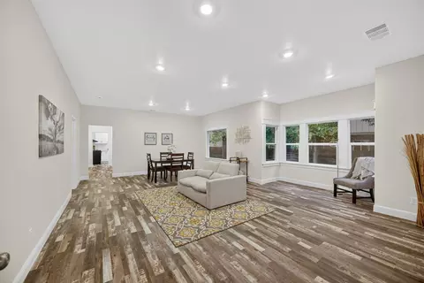 Living - 400 Pacific, Lodi, CA 95242 photo 1 of 7